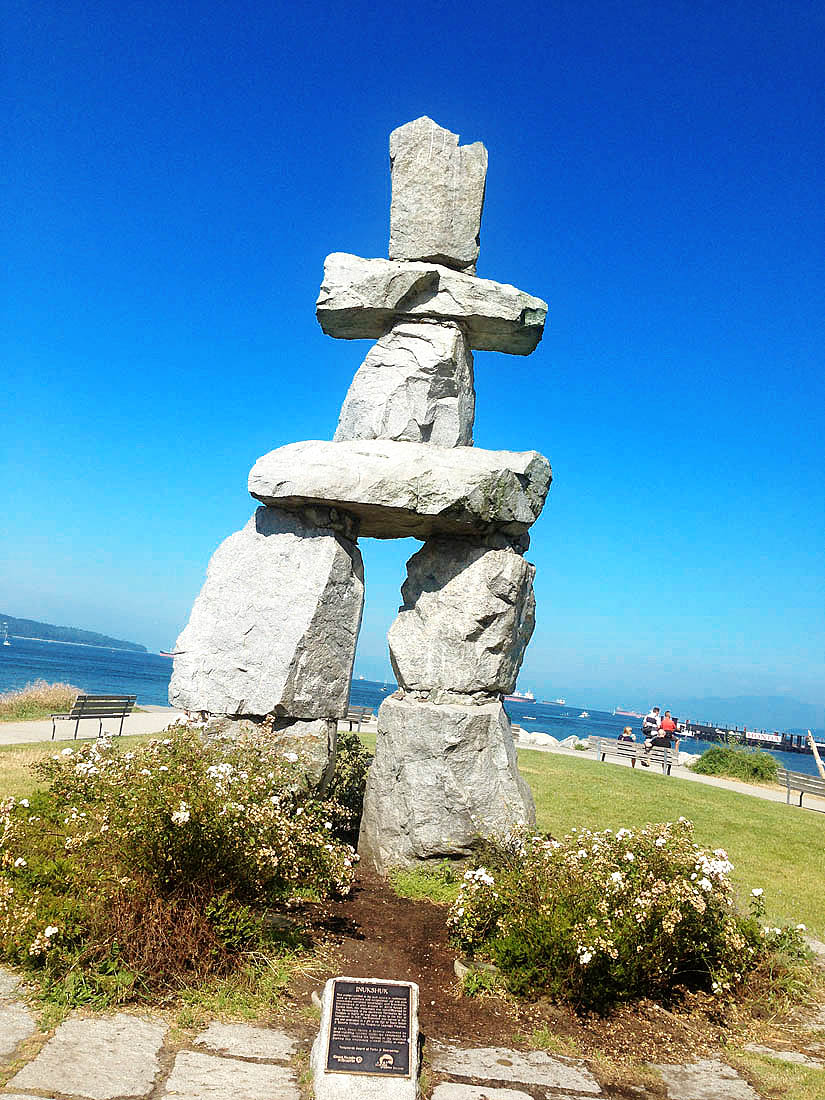Inuit Statue